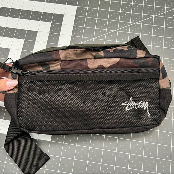 Stussy woodland camo belt bag - Picture 1 of 3